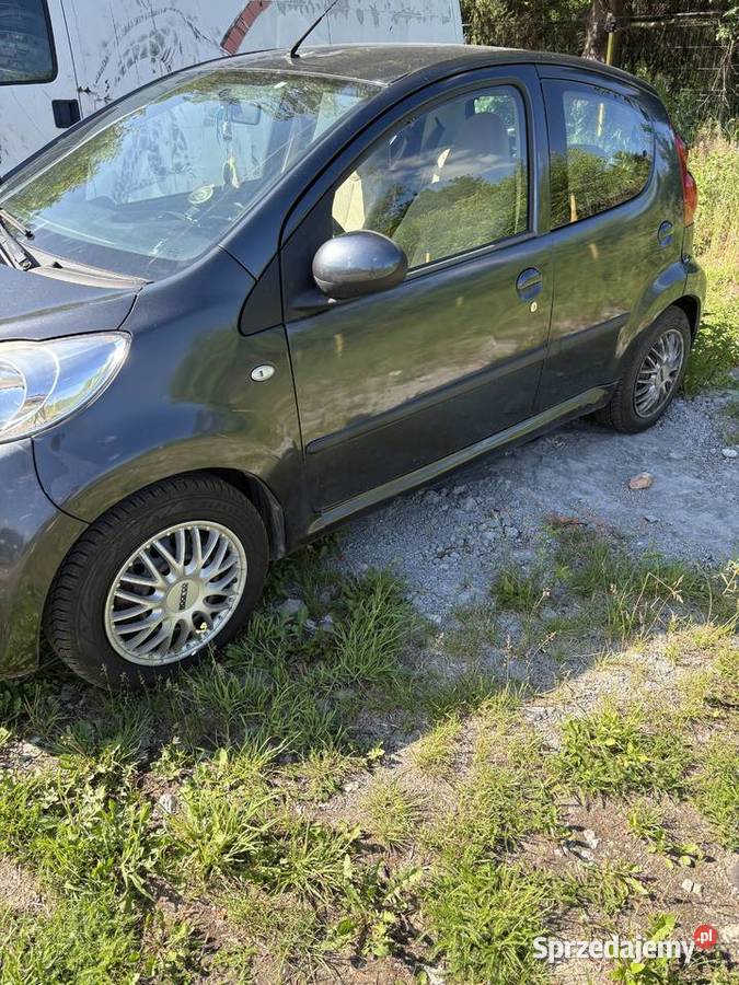 PEUGEOT 107 2005 r14 hdi