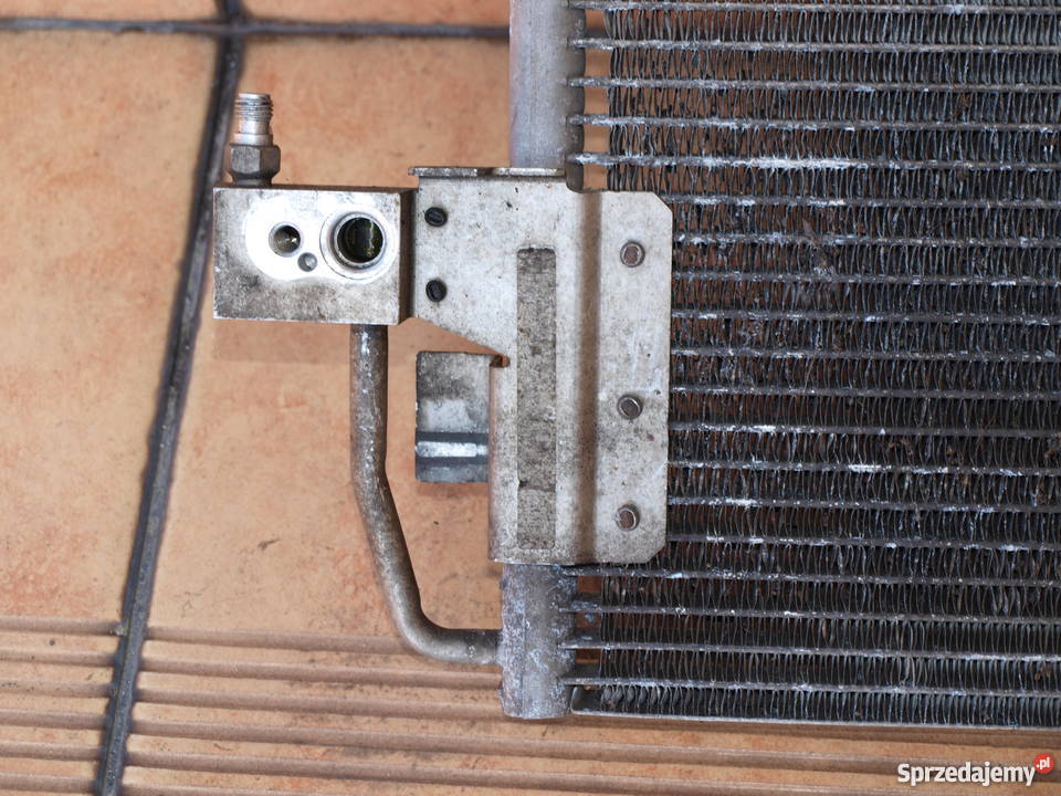 Opel Zafira B chłodnica klimy 16 18 benzyna 2005 części blacharskie Kalisz