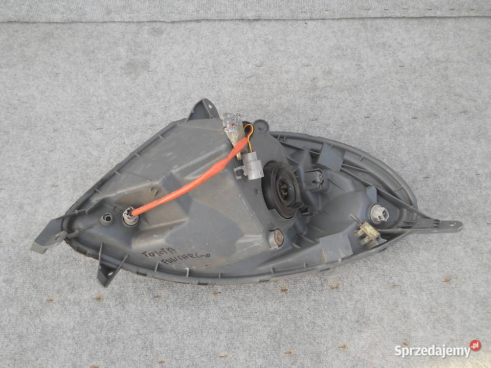TOYOTA FunCargo LAMPA LEWA PRZEDNIA dolnośląskie Siechnice