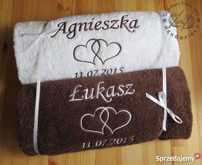Ręcznik z napisem PREZENT na ŚLUB ROCZNICĘ Akcesoria łazienkowe sprzedam