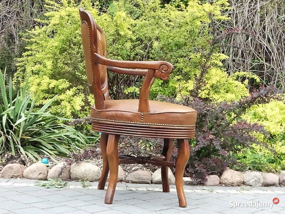 Stylowy Fotel Obrotowy Chesterfield Skóra Biłgoraj