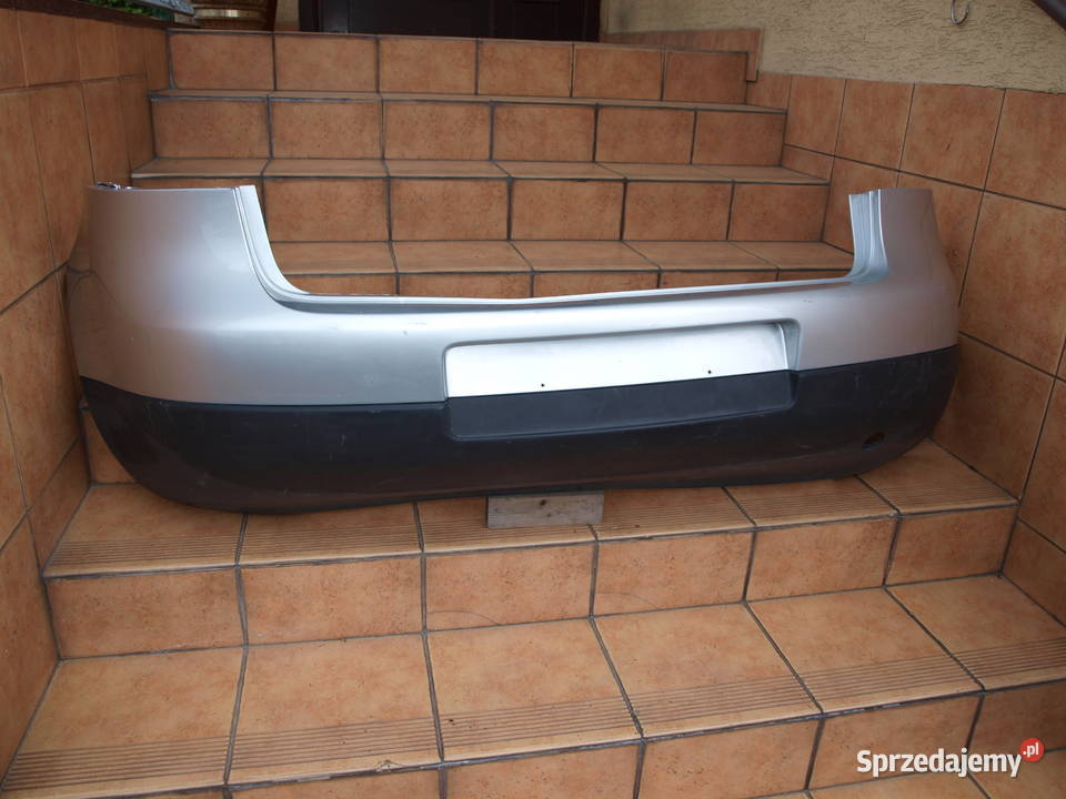 VW Golf 5 V zderzak tył hatchback 2003 2008r Kalisz