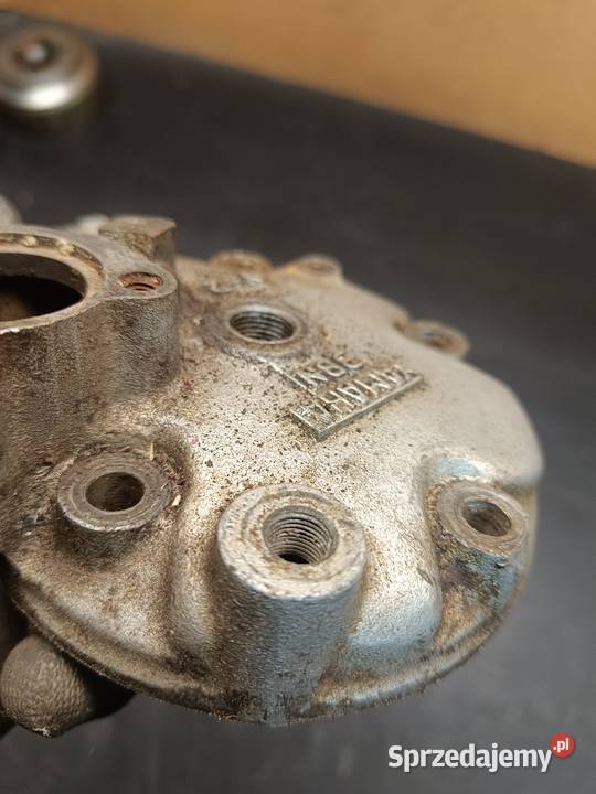 Głowica cylinder silnik części Derbi GPR 125 2T małopolskie Gołaczewy