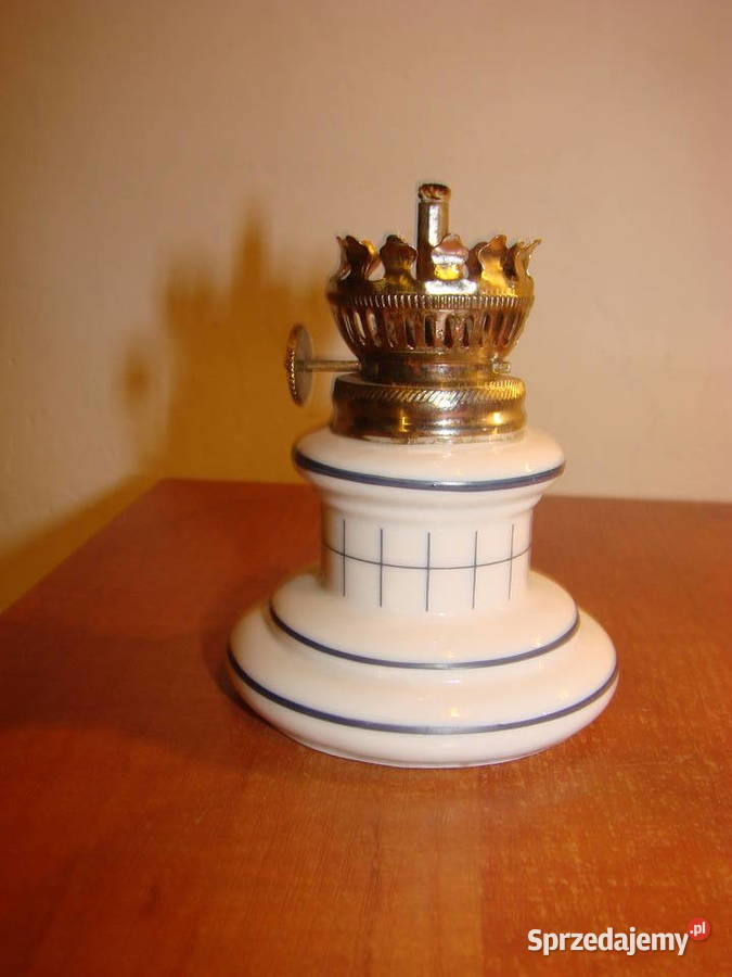 mała porcelanowa lampka naftowa pomorskie Pruszcz Gdański