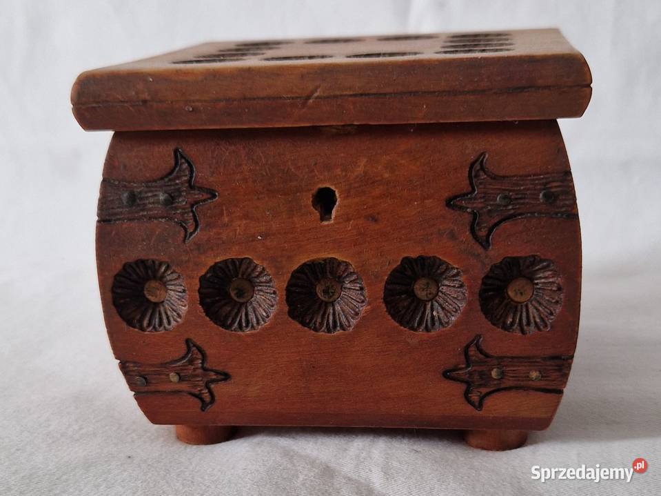 Drewniana ozdobna szkatułka Cepelia rękodzieło mazowieckie Warszawa