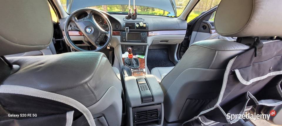 STAN TECHNICZNBMW E39 Touring 30d M57 2003 r światła przeciwmgielne BMW Łódź