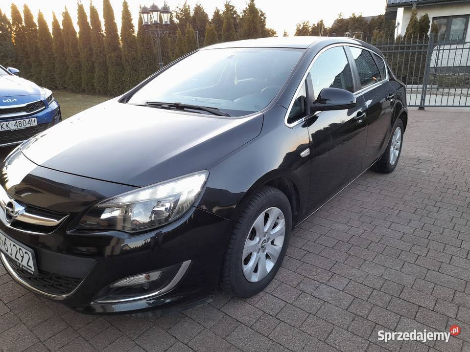 Opel asta J niski przebieg manualna małopolskie Luborzyca sprzedam