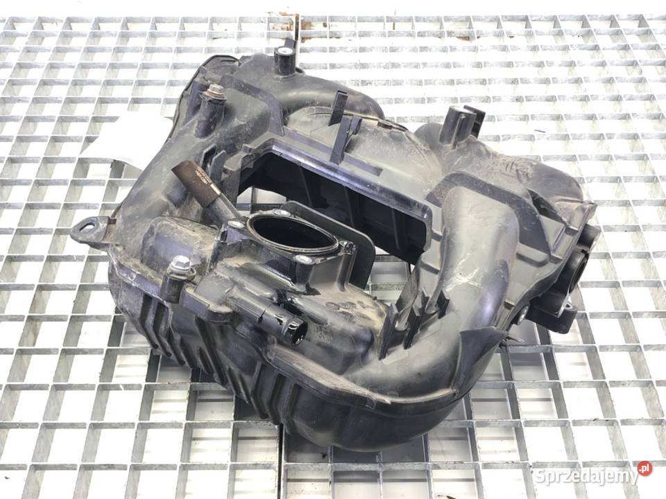 KOLEKTOR SSĄCY TOYOTA COROLLA E21 171200T180 18 osobowe