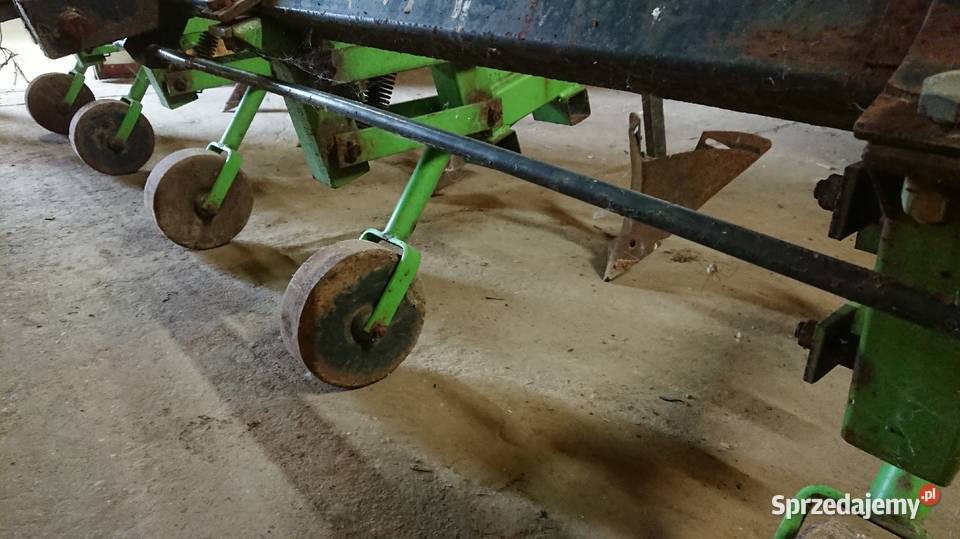 Obsypnik redła 5 sekcji nieuszkodzony Sieradz