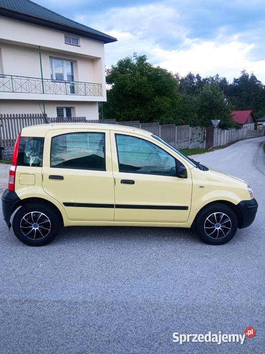 Fiat Panda stan Rok produkcji 2005 Słopiec