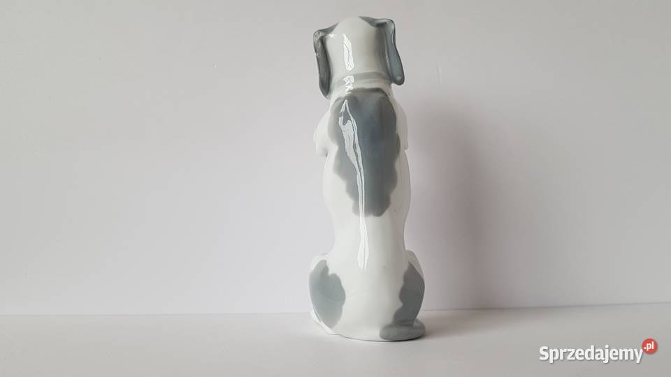 Stara porcelanowa figurka pies Metzler Ortloff śląskie Dąbrowa Górnicza
