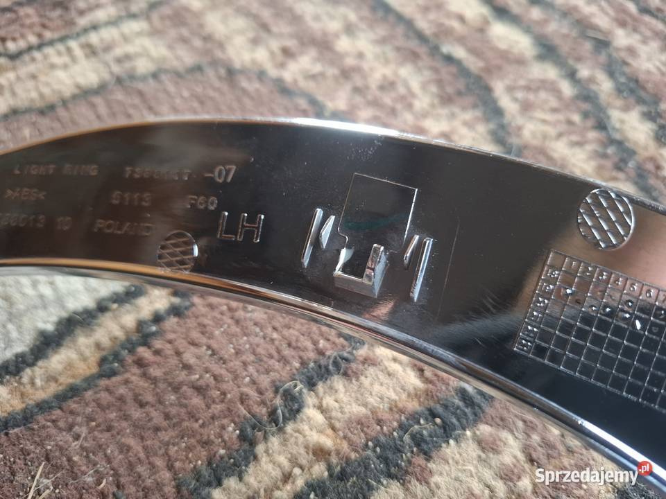 MINI COUNTRYMAN F60 RAMKA CHROM LAMPY LEWY PRZÓD Międzychód