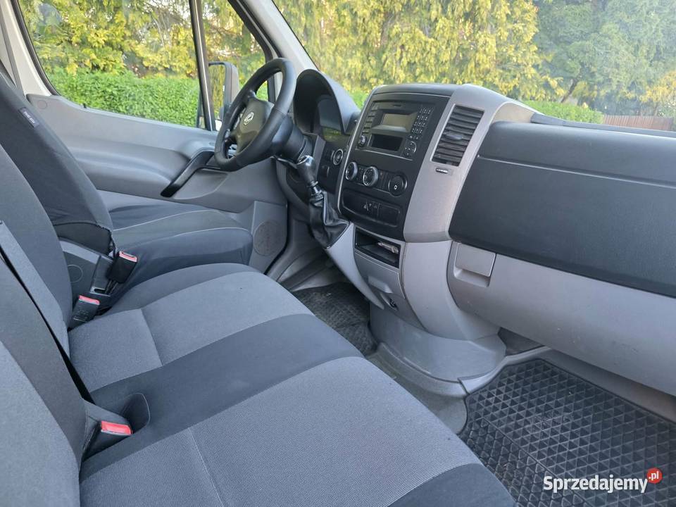 Volkswagen Crafter Skrzynia Plandeka 2016 kupiony w polskim salonie Volkswagen Tarnów