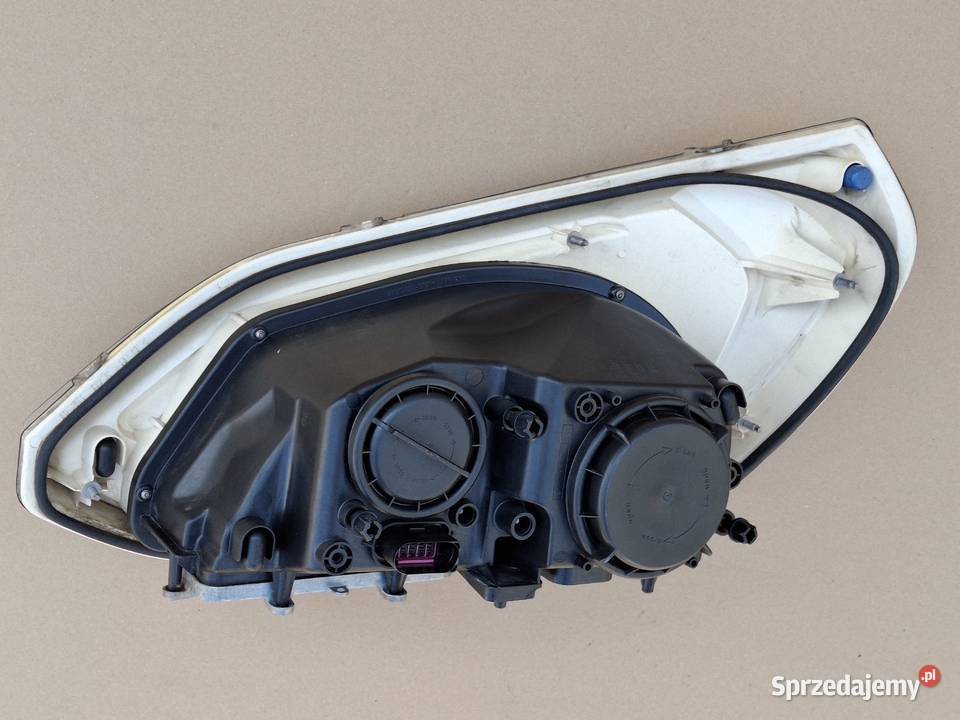 SETRA 511 515 516 517 519 REFLEKTOR PRAWY LAMPA ciężarowe Bieleń