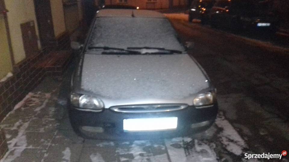 Ford Escort z gazem elektryczne lusterka Słupca sprzedam