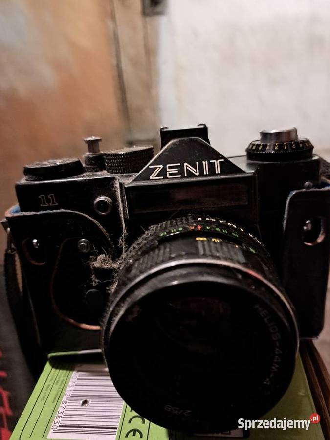 Sprzedam dwa aparaty analogowe Zenit Monitory i projektory Pisz