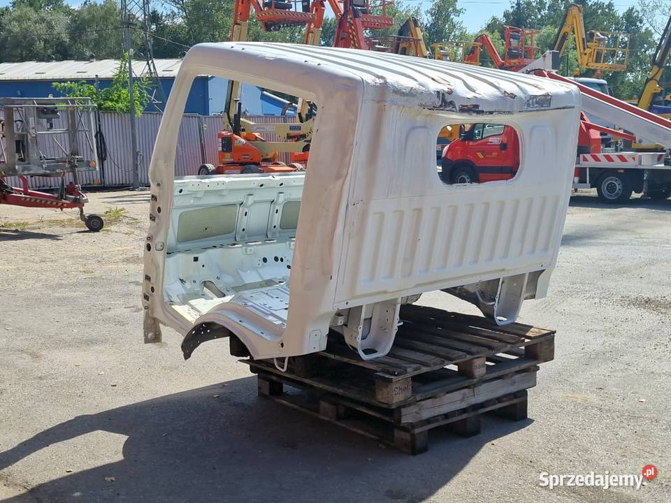 Kabina Nissan Cabstar małopolskie Skawina