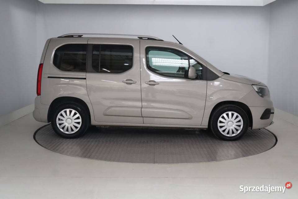 Opel Combo 15 CDTI