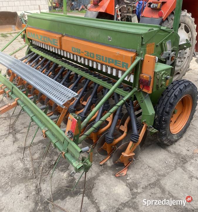 Siewnik AMAZONE D8 SUPER 3m talerzowy Hassia lubelskie Polanówka