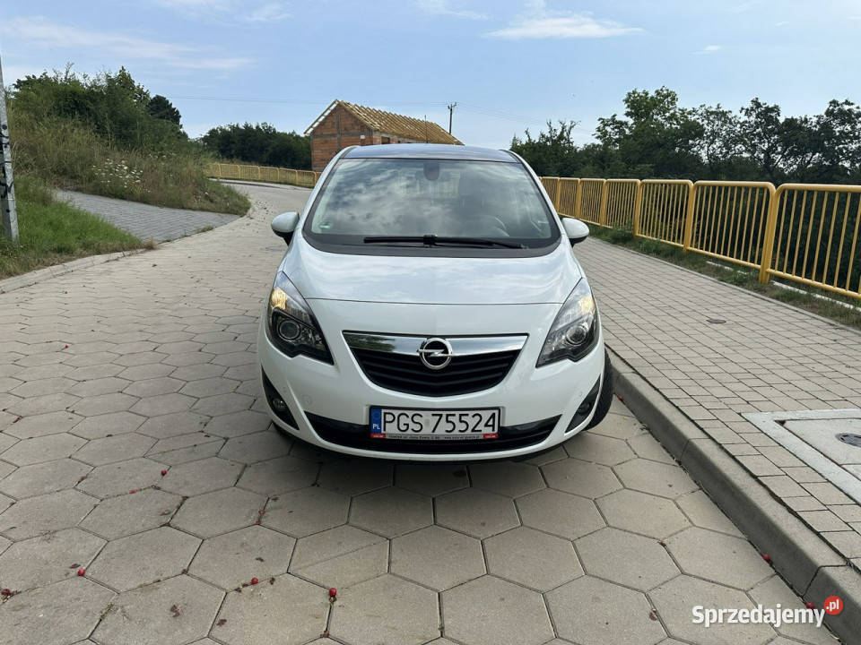 Opel Meriva Opel Meriva 14T Benzyna Grzana światła do jazdy dziennej wielkopolskie Gostyń