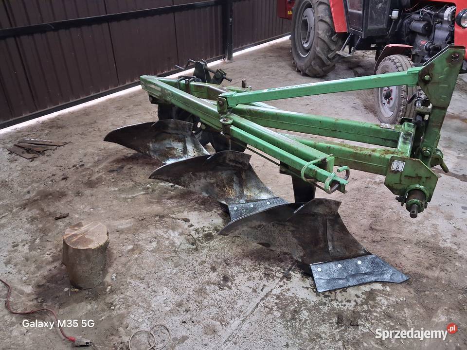Pług Bomet 3 skibowy łódzkie Burzenin