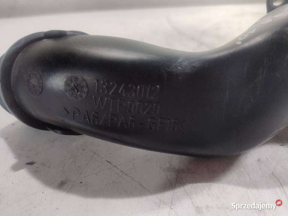 WĄŻ RURA INTERCOOLERA OPEL ZAFIRA B 17 CDTI Węże chłodnicy