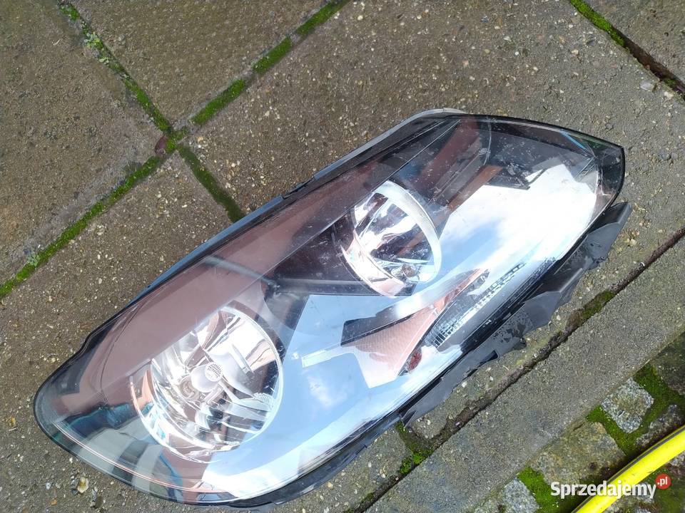 Reflektor prawy VW touran 20102015 oryginal osobowe Lampy przednie podkarpackie Rzeszów
