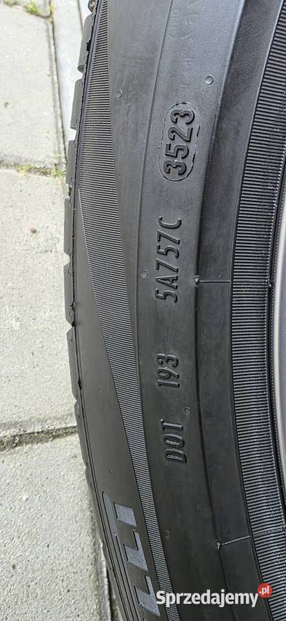 Oryginalne Koła Vw Tiguan R19Model ValenciaOpony Samochodowe Jelcz-Laskowice