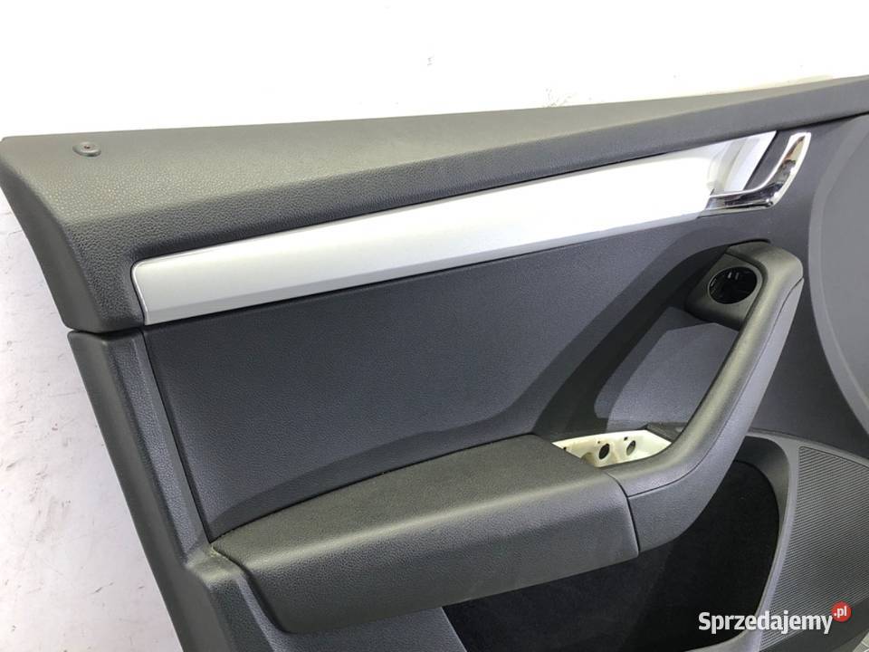 BOCZEK DRZWI LEWY PRZÓD SKODA OCTAVIA III Kombi