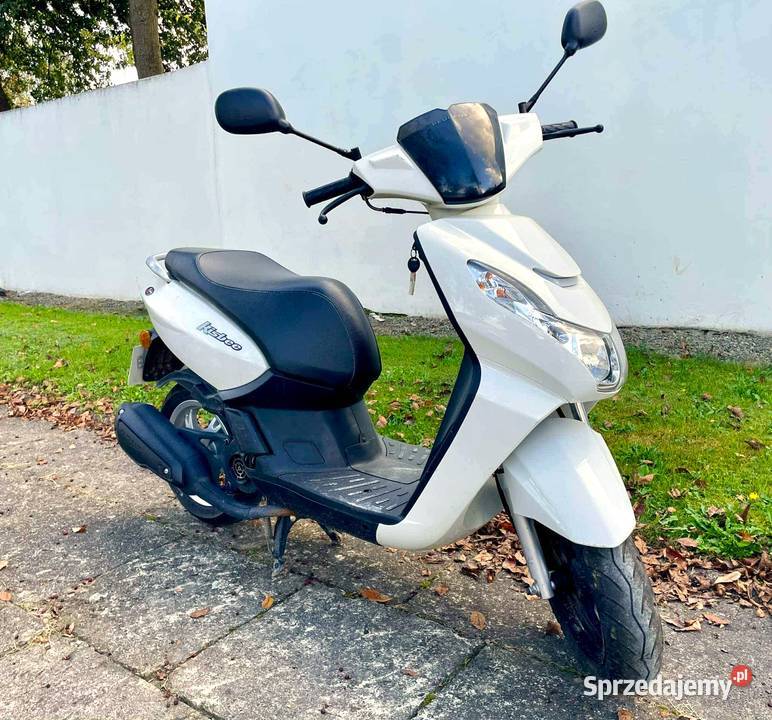 PEUGEOT KISBEE 50 Skuter 2T 46 2021R LED Rok produkcji 2021 Pilzno