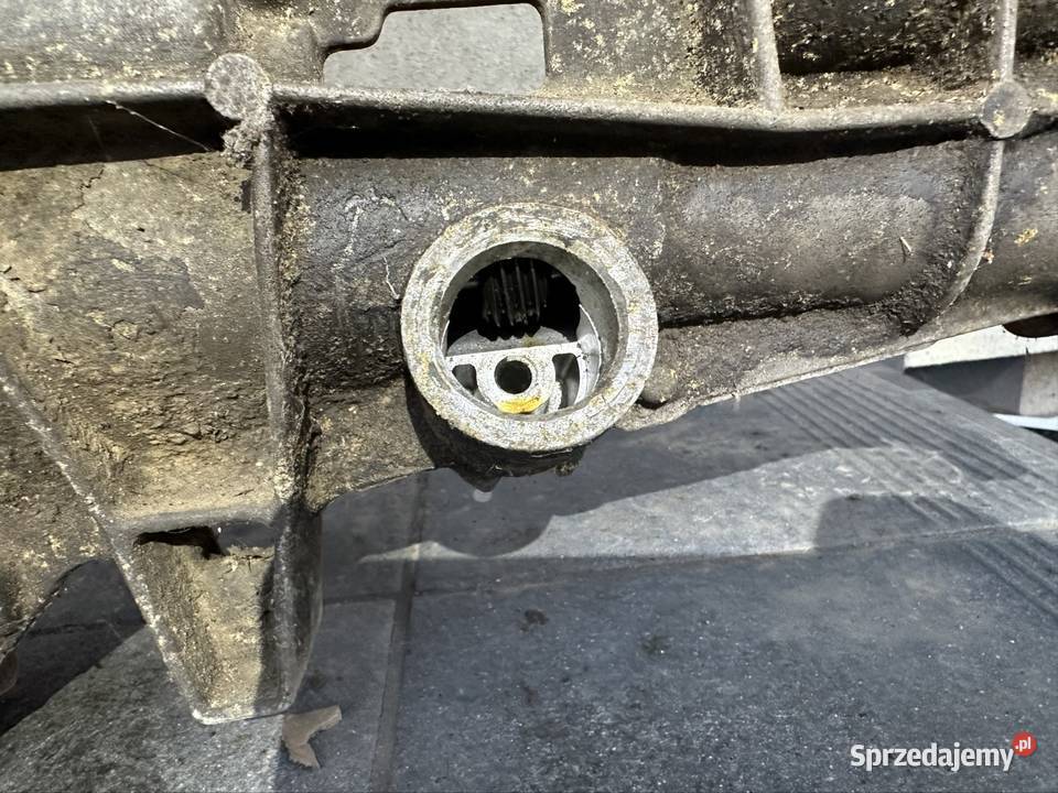 Skrzynia biegów Ford Granada 28 V6 5 biegów Jarosław