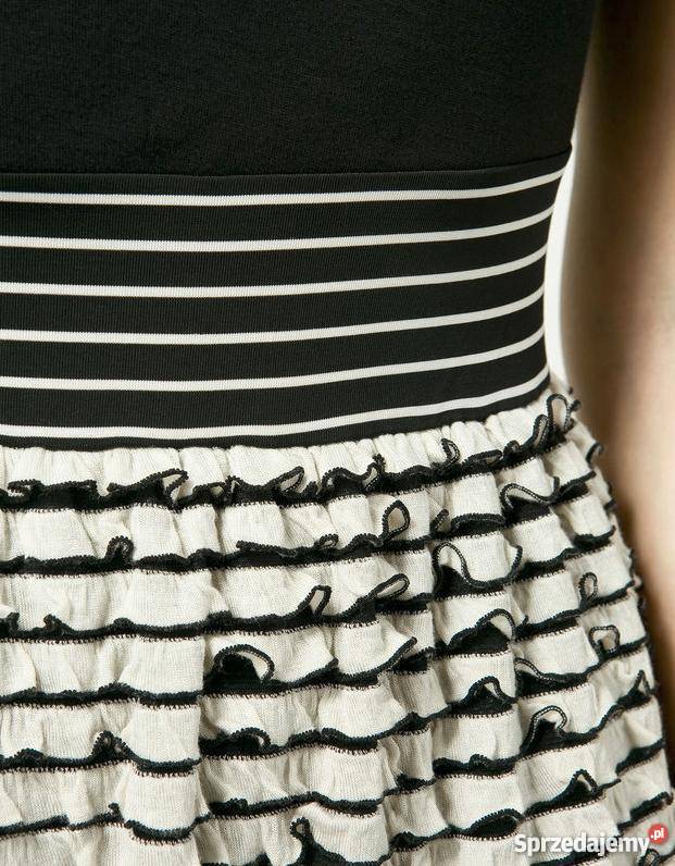 ZARA Basic z falbankami ecru z metką XS sprzedam