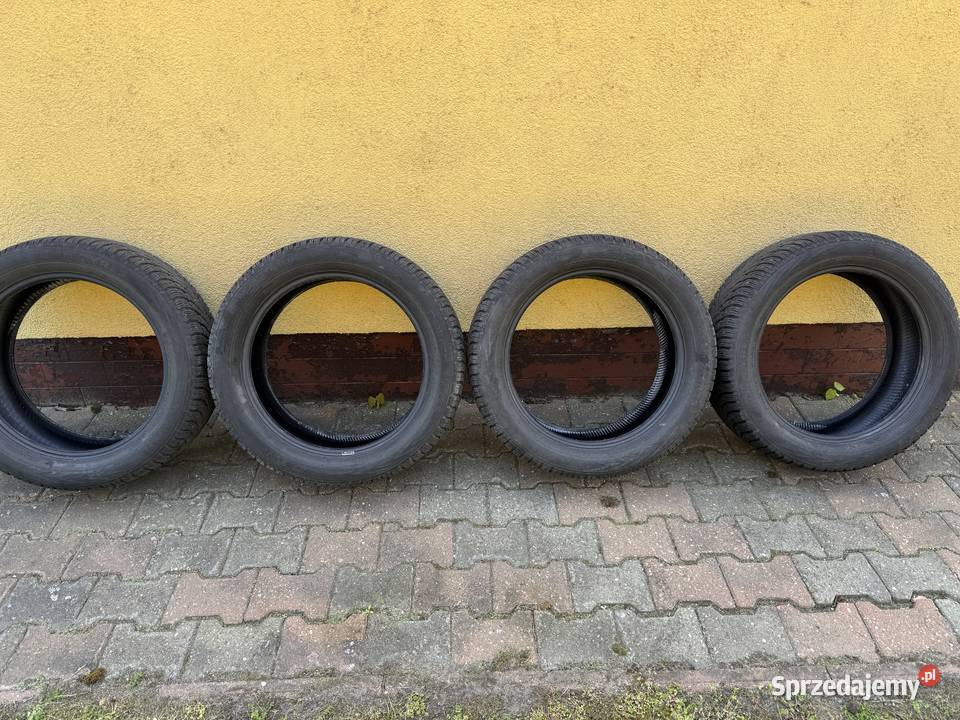 Sprzedam komplet opon zimowych do SUV 24550 R19 zima Samochodowe