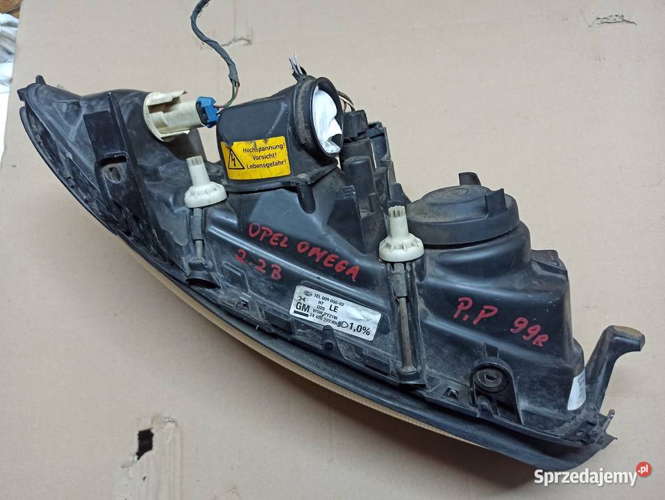 Opel Omega B Lampa przód prawa xenon dolnośląskie Bolesławiec