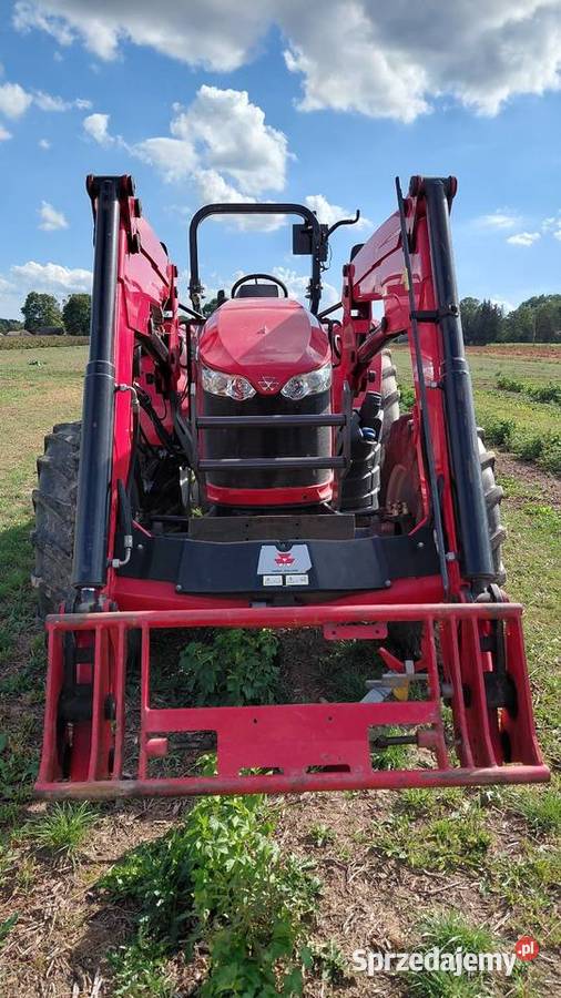 Massey Ferguson 5710 2016r 100 MECHANICZNY Tarnogród
