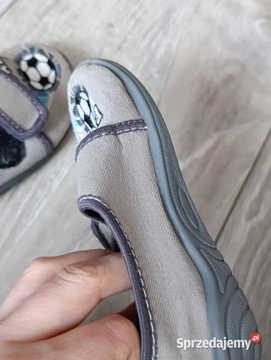 kapcie chłopięce buty rozmiar 25 długość wkładki Poznań