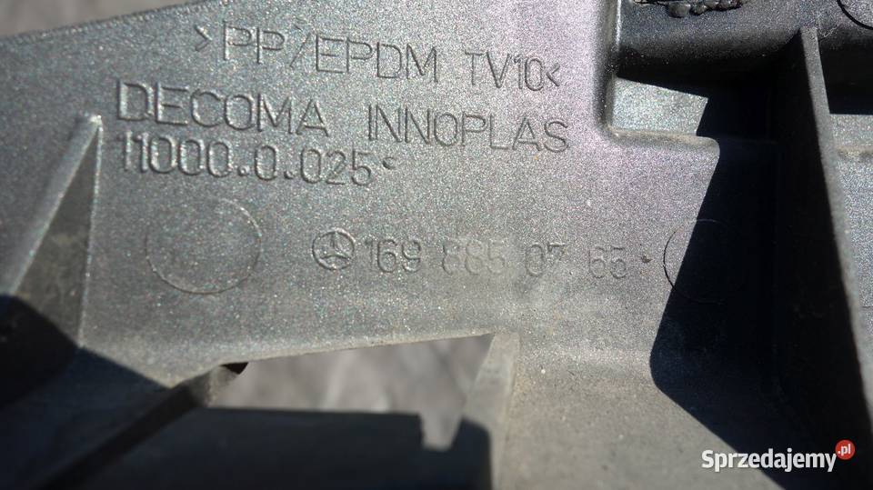 mercedes aklasa w169 mocowanie halogenu slizg Części Ruda Śląska