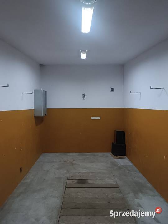Mam do wynajęcia garaż murowany al Solidarności Kraków