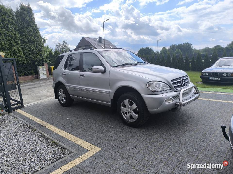 Mercedes ml w163 400CDI automat 4x4 terenowy Rok produkcji 2002 dolnośląskie Żarów sprzedam