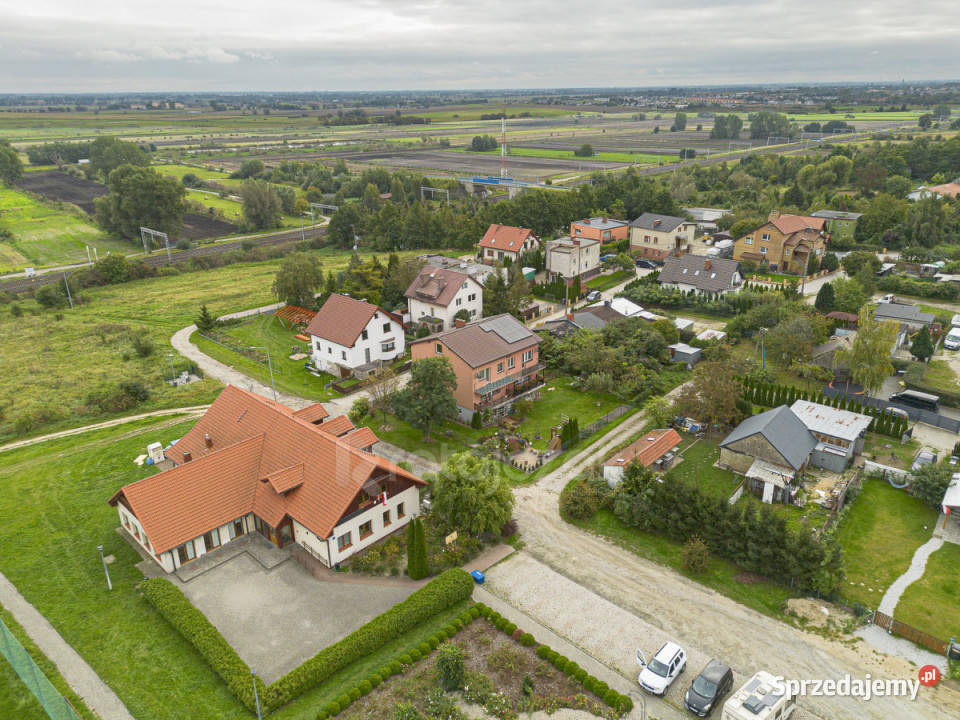 Dom bliźniak Różyny 150m2