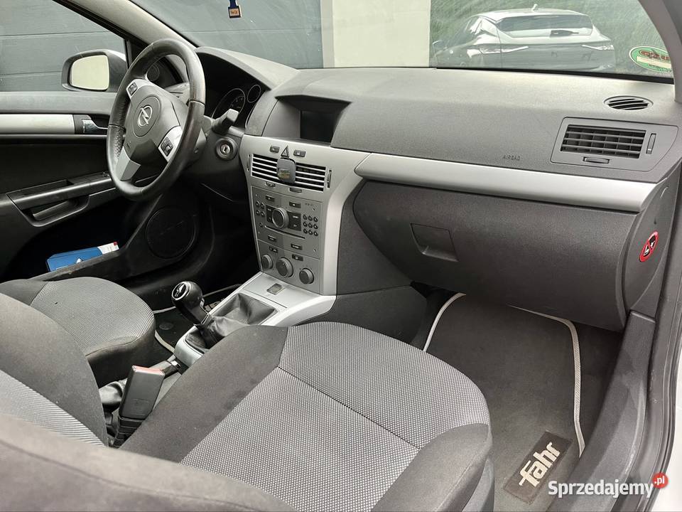 Opel Astra GTC 16 Bezwypadkowa Klimatyzacja