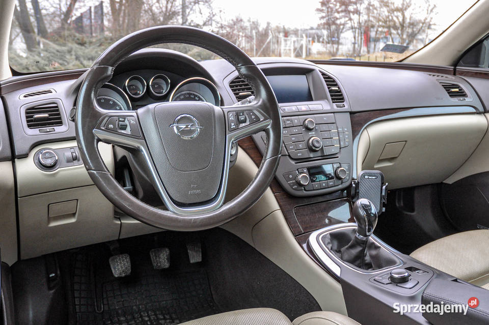 Opel Insignia 20T 250 4x4 Salon Skóry Wrocław sprzedam