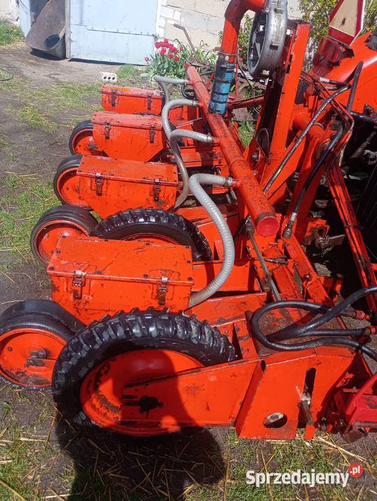 Siewnik do kukurydzy Becker aeromat Orchowo