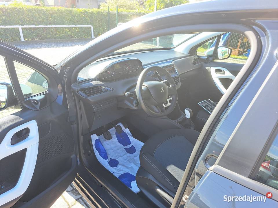 Peugeot 208 benzyna 2019r 84200 klima serwis immobilizer Bielany