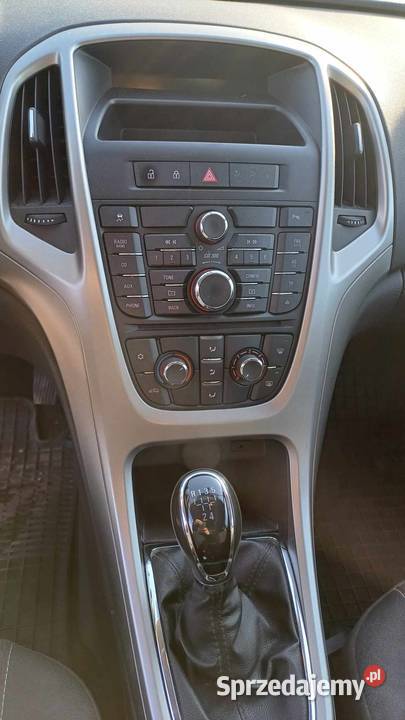 Opel Astra J 14 Sports Tourer Ostrowiec Świętokrzyski