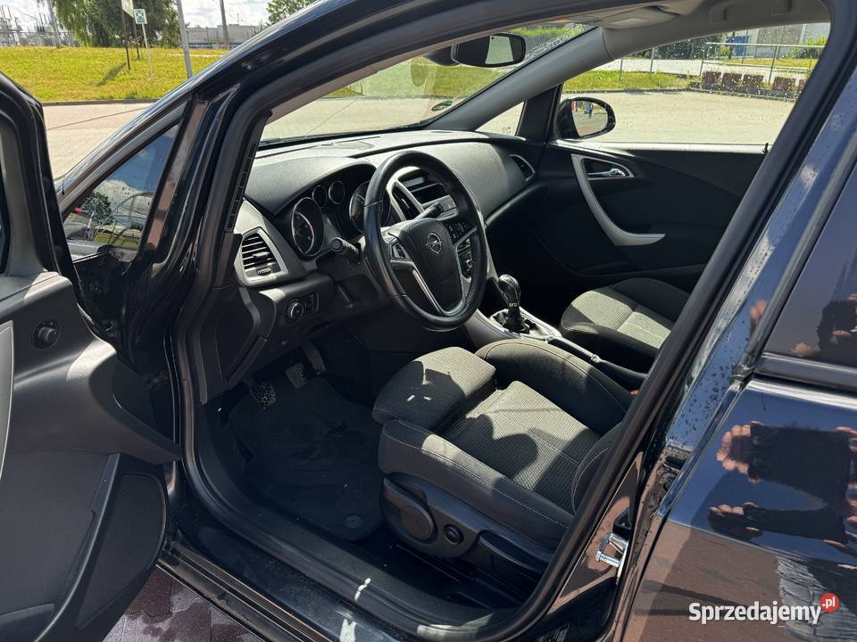 Opel Astra 17 kombi zadbany Chojnice