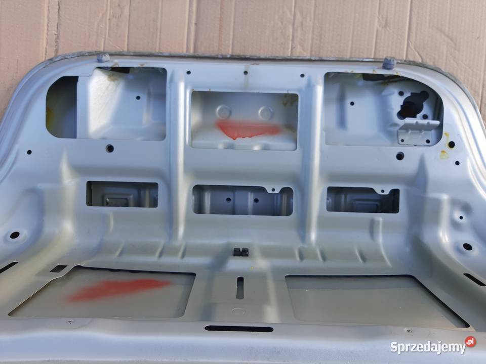 bmw e60 sedan klapa bagażnika Strzyżewice