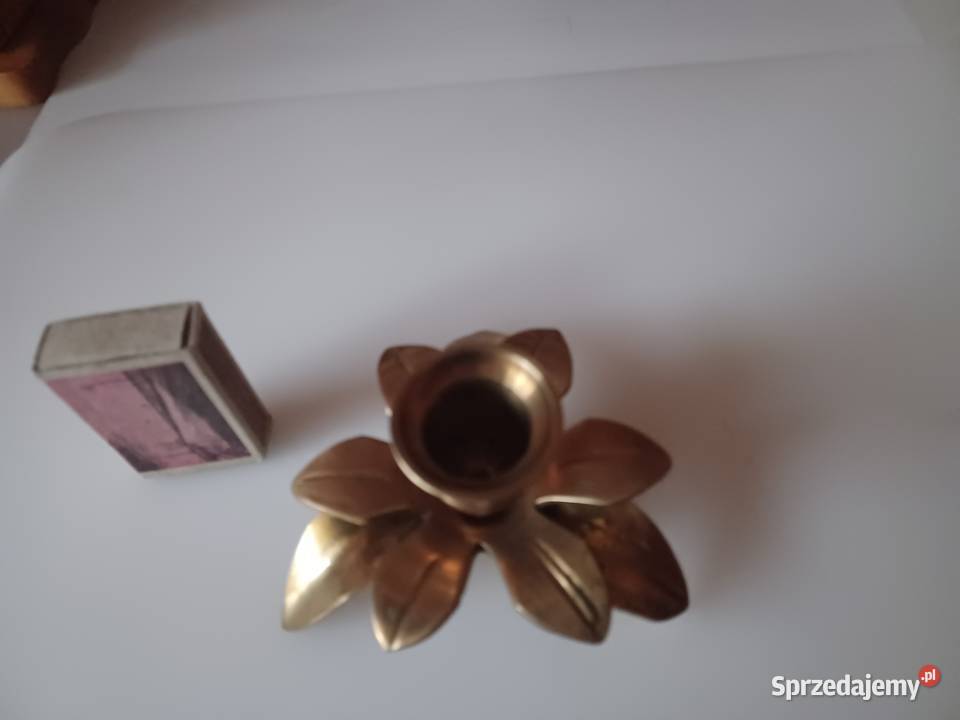 Mosiężny świecznik kwiat Wyprzedaż kolekcji Poznań