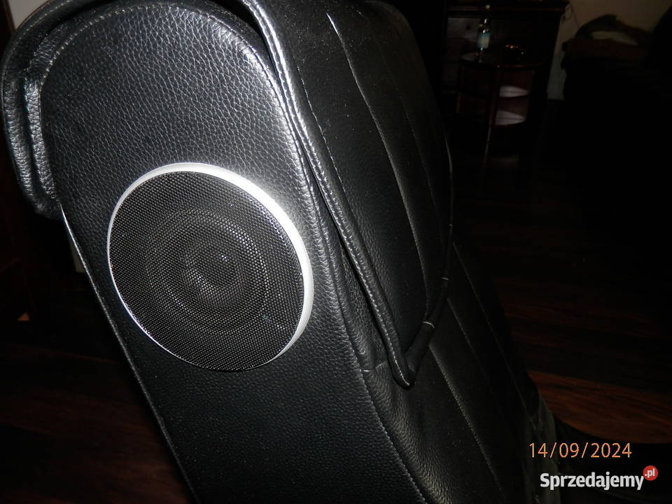 Fotel gamingowy z głośnikami