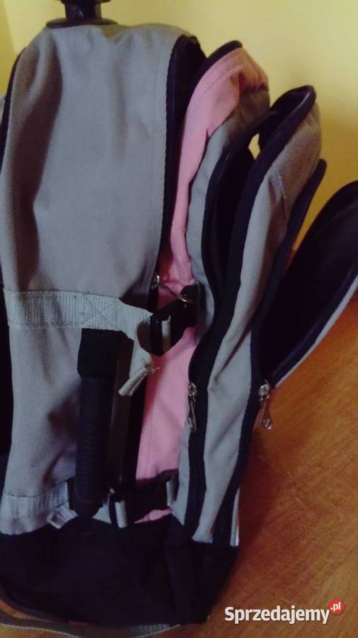 Sprzedam plecak szkolny na kółkach sprzedam